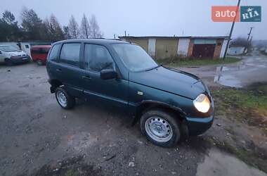 Позашляховик / Кросовер Chevrolet Niva 2004 в Старокостянтинові