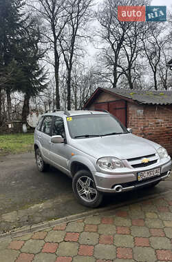 Позашляховик / Кросовер Chevrolet Niva 2010 в Сокалі