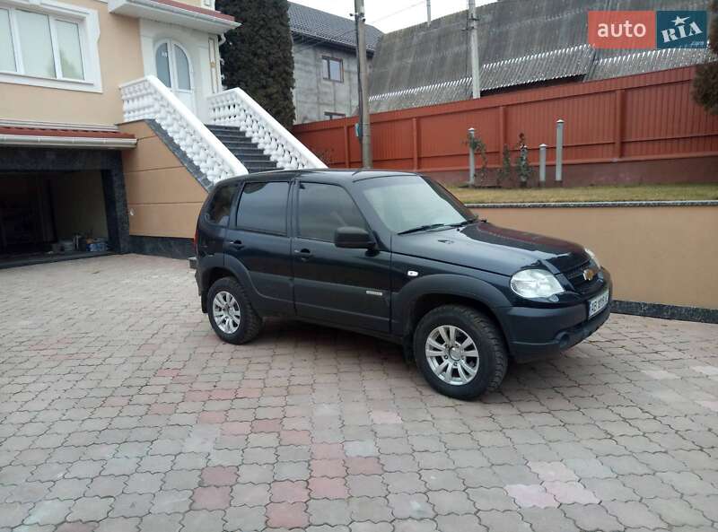 Внедорожник / Кроссовер Chevrolet Niva 2016 в Тячеве фото 7 Внедорожник / Кроссовер Chevrolet Niva 2016 в Тячеве