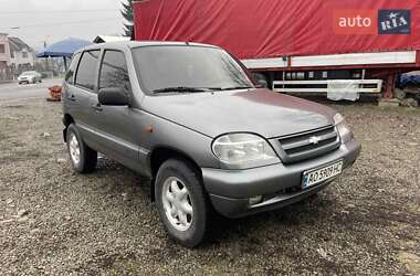 Позашляховик / Кросовер Chevrolet Niva 2005 в Тячеві