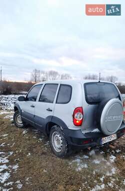 Позашляховик / Кросовер Chevrolet Niva 2011 в Тернополі