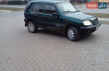 Внедорожник / Кроссовер Chevrolet Niva 2005 в Ровно