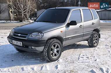 Внедорожник / Кроссовер Chevrolet Niva 2005 в Харькове