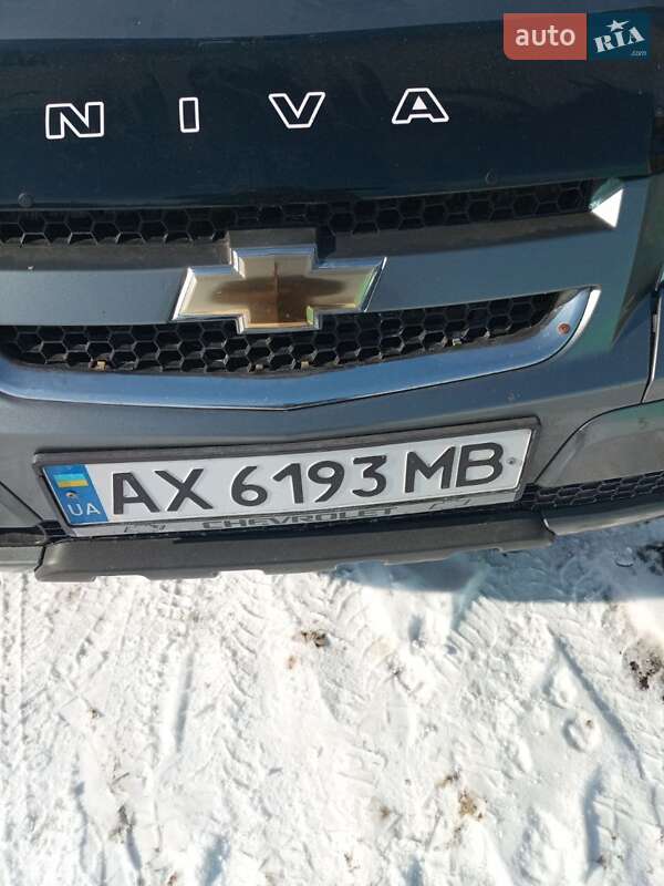 Внедорожник / Кроссовер Chevrolet Niva 2010 в Кегичевке