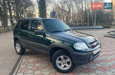 Позашляховик / Кросовер Chevrolet Niva 2016 в Носівці