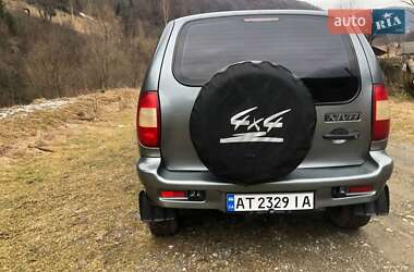 Позашляховик / Кросовер Chevrolet Niva 2007 в 