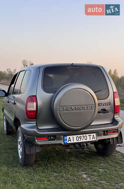 Внедорожник / Кроссовер Chevrolet Niva 2006 в Каневе