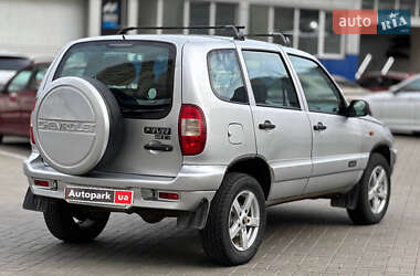 Позашляховик / Кросовер Chevrolet Niva 2007 в 