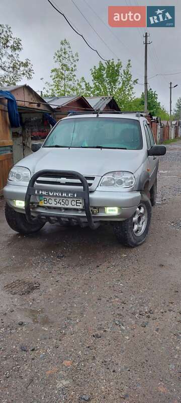 Позашляховик / Кросовер Chevrolet Niva 2005 в Львові