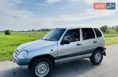 Позашляховик / Кросовер Chevrolet Niva 2008 в Ромнах
