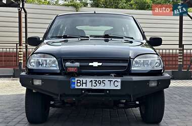 Внедорожник / Кроссовер Chevrolet Niva 2008 в 