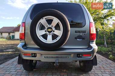 Внедорожник / Кроссовер Chevrolet Niva 2008 в 