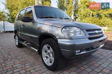 Внедорожник / Кроссовер Chevrolet Niva 2008 в 