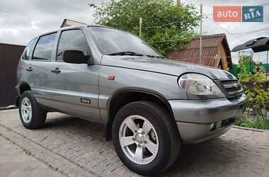 Внедорожник / Кроссовер Chevrolet Niva 2008 в Хмельнике