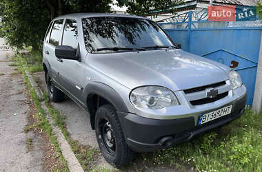 Позашляховик / Кросовер Chevrolet Niva 2012 в Кременчуці