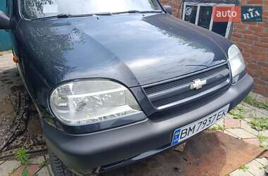 Внедорожник / Кроссовер Chevrolet Niva 2006 в Ахтырке