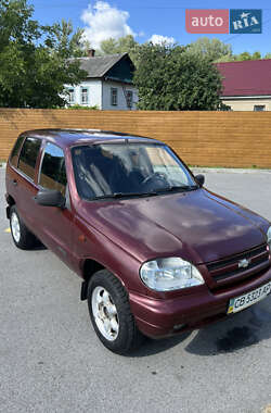 Позашляховик / Кросовер Chevrolet Niva 2004 в Чернігові