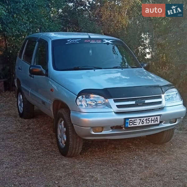 Позашляховик / Кросовер Chevrolet Niva 2006 в Миколаєві