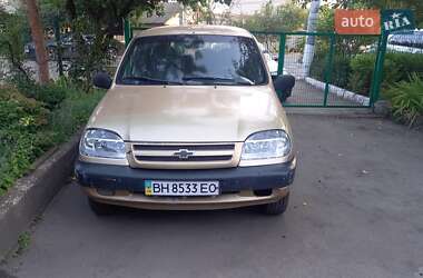 Позашляховик / Кросовер Chevrolet Niva 2004 в Одесі