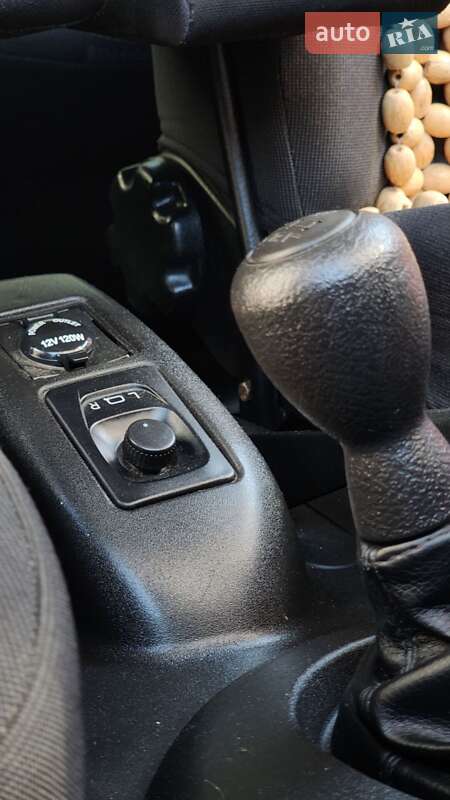 Позашляховик / Кросовер Chevrolet Niva 2008 в Чопі