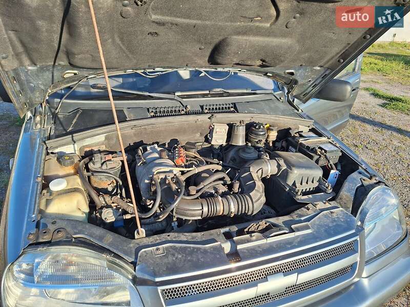 Позашляховик / Кросовер Chevrolet Niva 2006 в Харкові