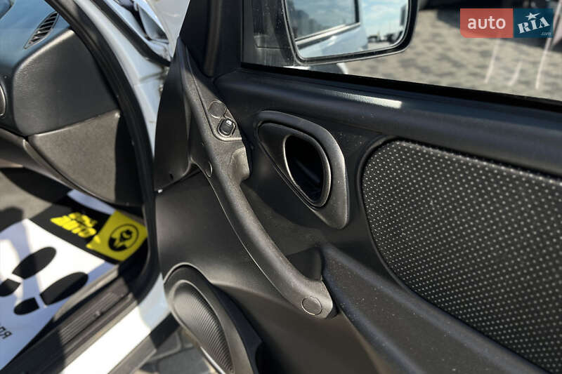 Позашляховик / Кросовер Chevrolet Niva 2018 в Мукачевому