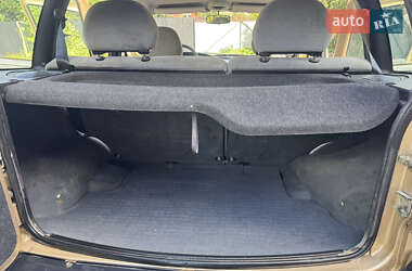 Внедорожник / Кроссовер Chevrolet Niva 2004 в  фото 19 Внедорожник / Кроссовер Chevrolet Niva 2004 в