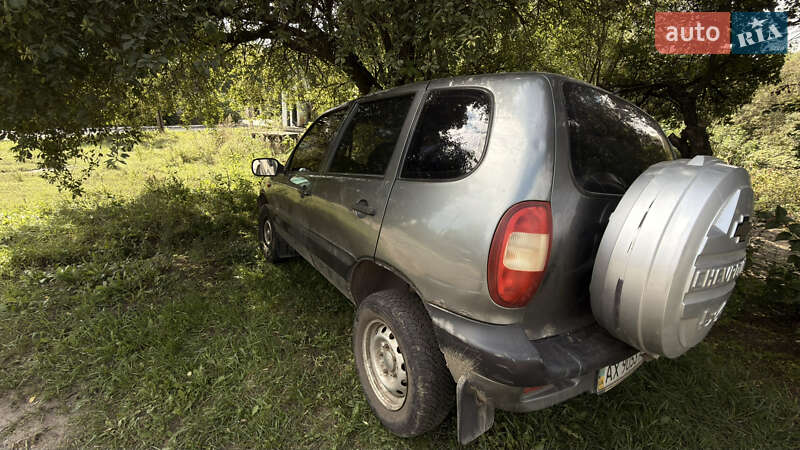 Позашляховик / Кросовер Chevrolet Niva 2006 в Харкові
