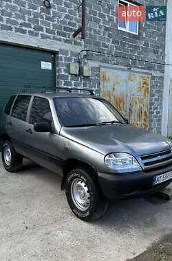 Внедорожник / Кроссовер Chevrolet Niva 2008 в Ивано-Франковске