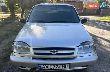 Внедорожник / Кроссовер Chevrolet Niva 2008 в Харькове