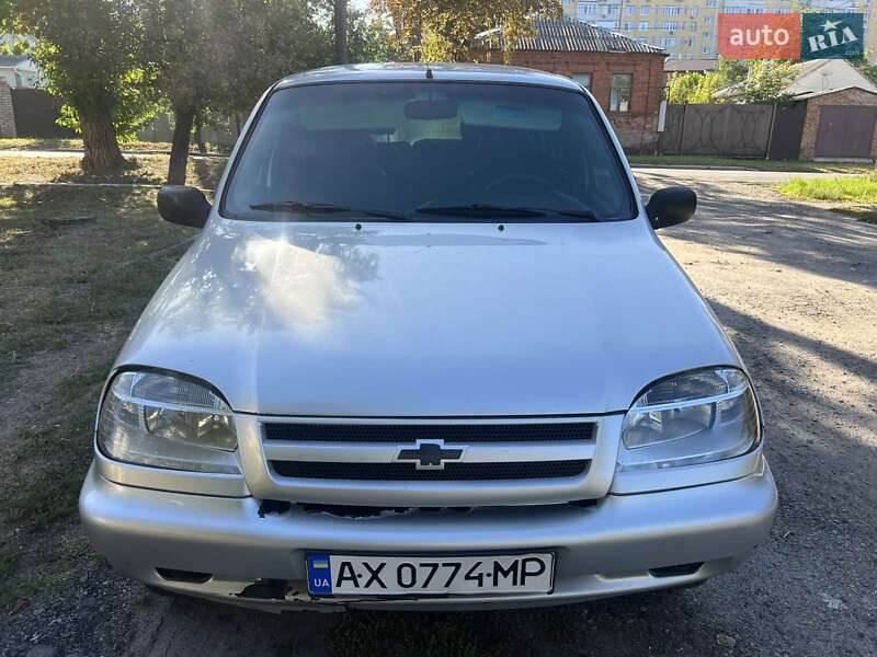 Chevrolet Niva 2008