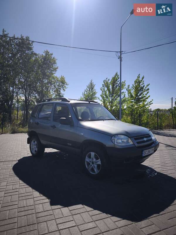 Позашляховик / Кросовер Chevrolet Niva 2006 в Дніпрі