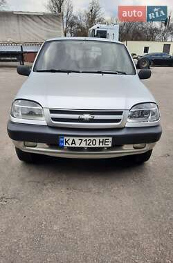 Внедорожник / Кроссовер Chevrolet Niva 2005 в Прилуках