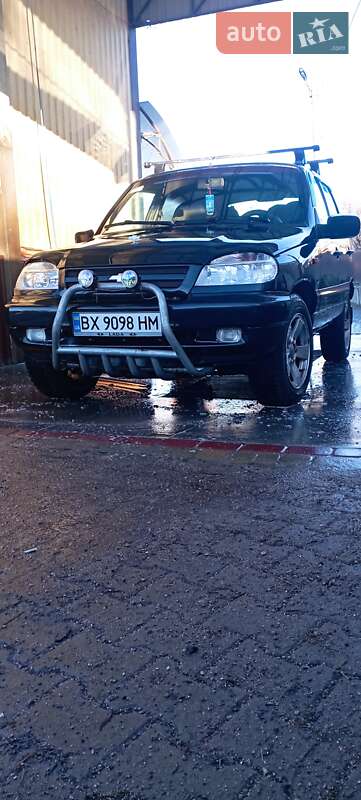 Внедорожник / Кроссовер Chevrolet Niva 2007 в Ярмолинцах