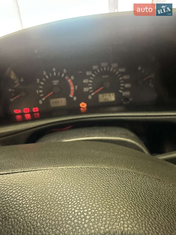 Позашляховик / Кросовер Chevrolet Niva 2010 в Запоріжжі