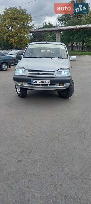 Позашляховик / Кросовер Chevrolet Niva 2005 в Черкасах фото 18 Позашляховик / Кросовер Chevrolet Niva 2005 в Черкасах