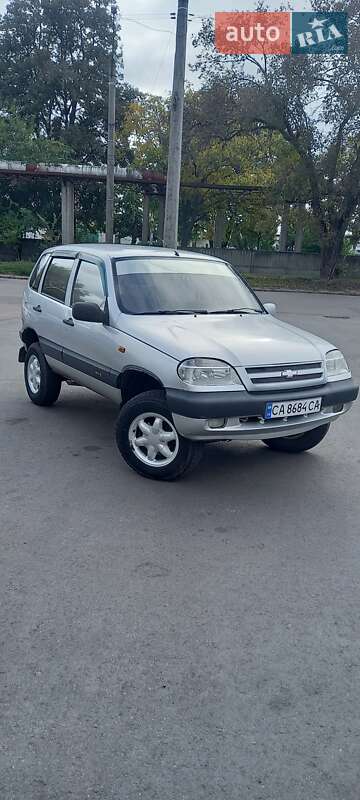 Позашляховик / Кросовер Chevrolet Niva 2005 в Черкасах фото 9 Позашляховик / Кросовер Chevrolet Niva 2005 в Черкасах