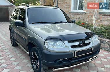 Позашляховик / Кросовер Chevrolet Niva 2015 в Кропивницькому