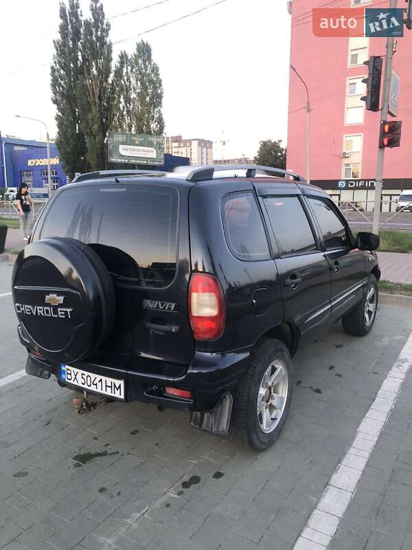 Внедорожник / Кроссовер Chevrolet Niva 2007 в Хмельницком фото 3 Внедорожник / Кроссовер Chevrolet Niva 2007 в Хмельницком
