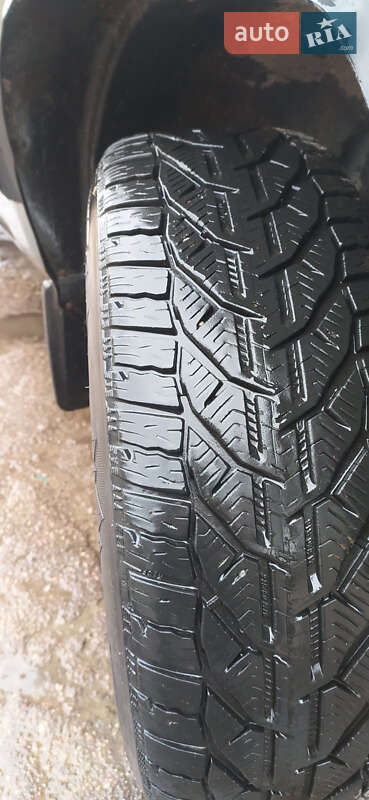 Внедорожник / Кроссовер Chevrolet Niva 2006 в Кролевце