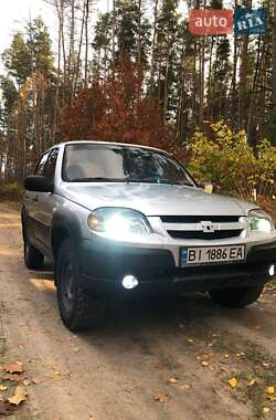 Внедорожник / Кроссовер Chevrolet Niva 2012 в Лубнах