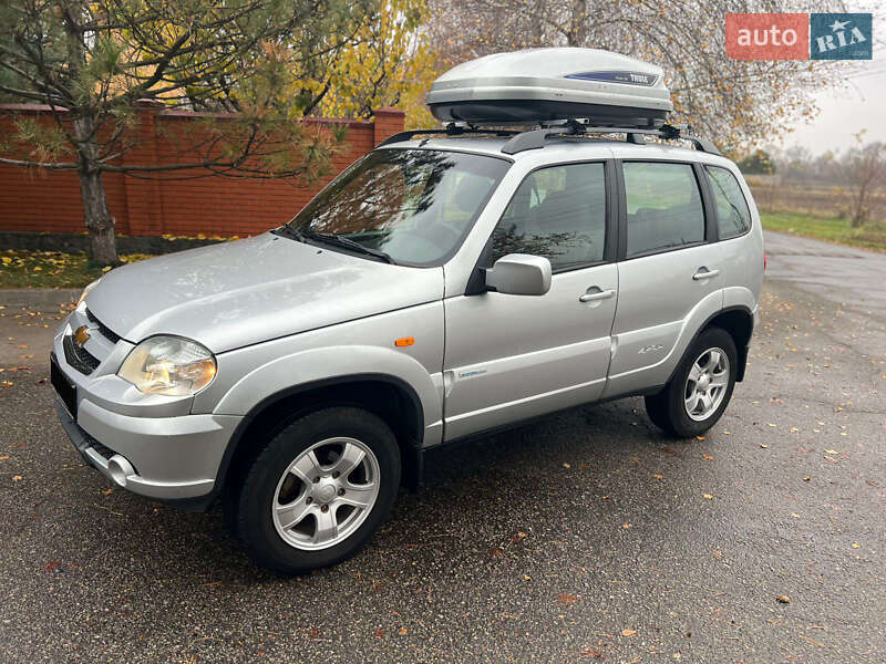Chevrolet Niva 2011