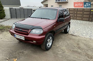 Позашляховик / Кросовер Chevrolet Niva 2015 в Харкові