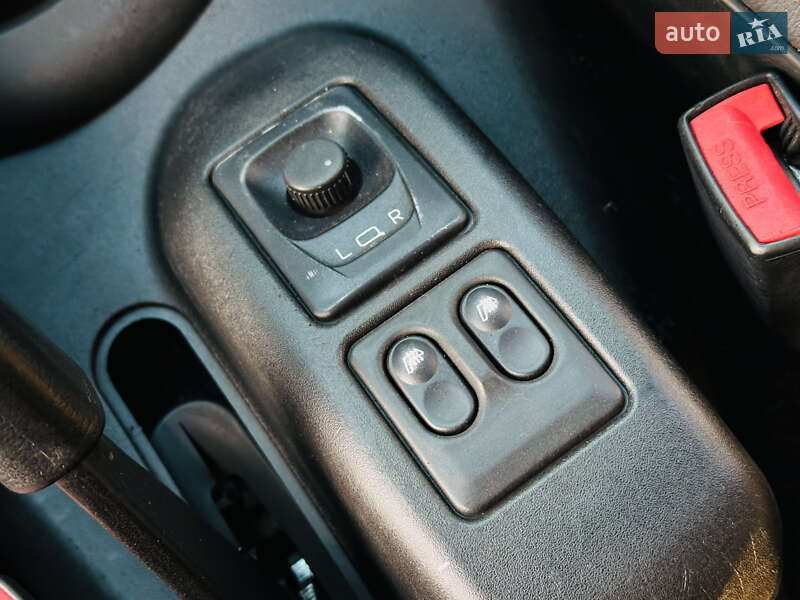 Внедорожник / Кроссовер Chevrolet Niva 2008 в Харькове