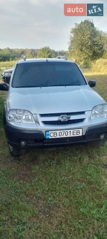 Внедорожник / Кроссовер Chevrolet Niva 2011 в Чернигове фото 5 Внедорожник / Кроссовер Chevrolet Niva 2011 в Чернигове