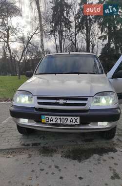 Внедорожник / Кроссовер Chevrolet Niva 2007 в Запорожье