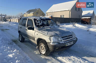 Позашляховик / Кросовер Chevrolet Niva 2005 в Львові