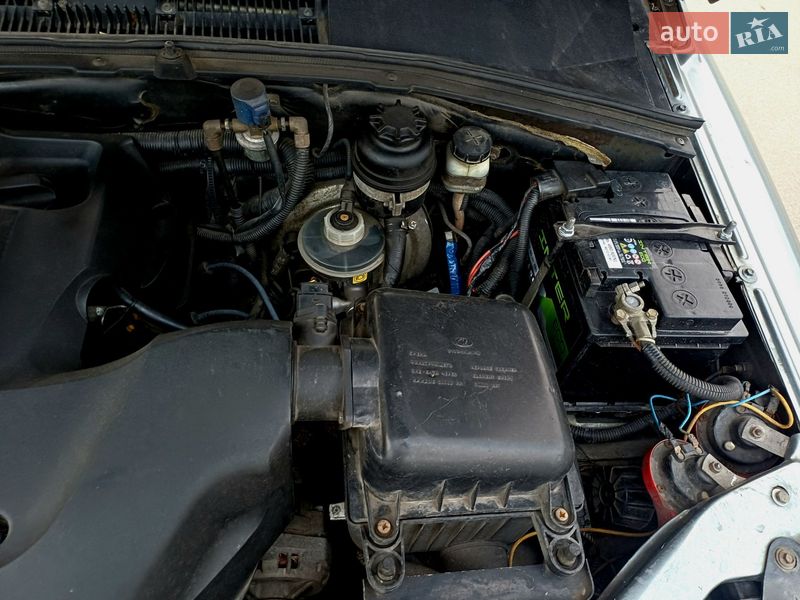 Внедорожник / Кроссовер Chevrolet Niva 2010 в Каменском