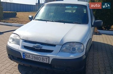 Внедорожник / Кроссовер Chevrolet Niva 2018 в Варве