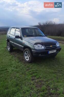 Позашляховик / Кросовер Chevrolet Niva 2008 в Ізюмі